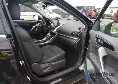 2025 Mitsubishi Eclipse Cross Black Edition S-Awc/Se S-Awc/Sel from USA, damaged, VIN JA4ATWAA6SZ036063